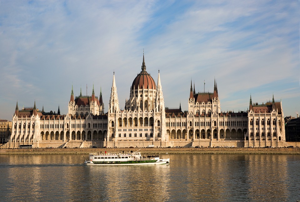 L’Ungheria in difesa del cristianesimo. Il vicepremier Semjén: l’Europa non rifiuti le proprie radici
