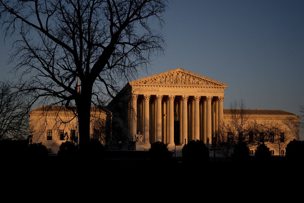 Il “mobbing” dem dietro le dimissioni del giudice Breyer dalla Corte Suprema