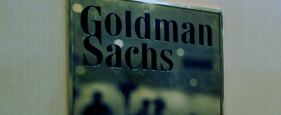 Goldman Sachs agli italiani: «Votate bene». Non è forse ingerenza?