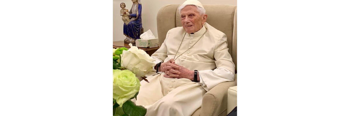La «famiglia» discreta di Ratzinger