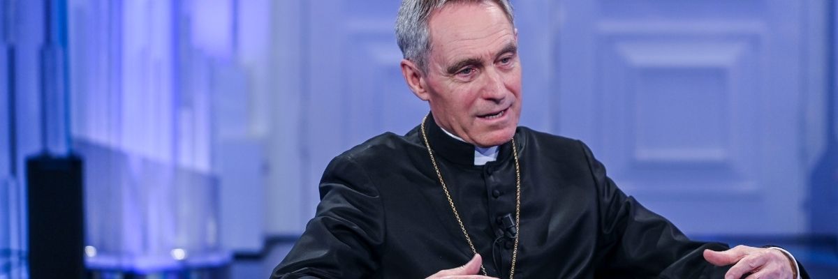 Gänswein: «La Chiesa non è mai stata perseguitata come oggi»